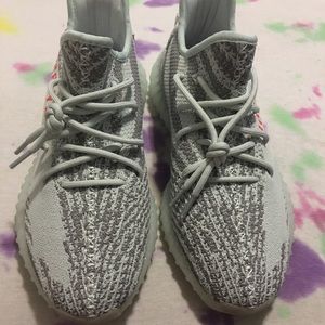 Adidas yeezy boost 350 V2 blue tint